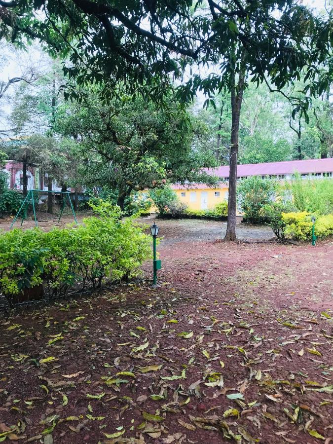 Citadel Resort Panchgani Buitenkant foto