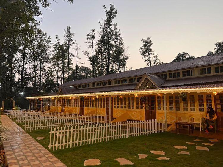 Citadel Resort Panchgani Buitenkant foto