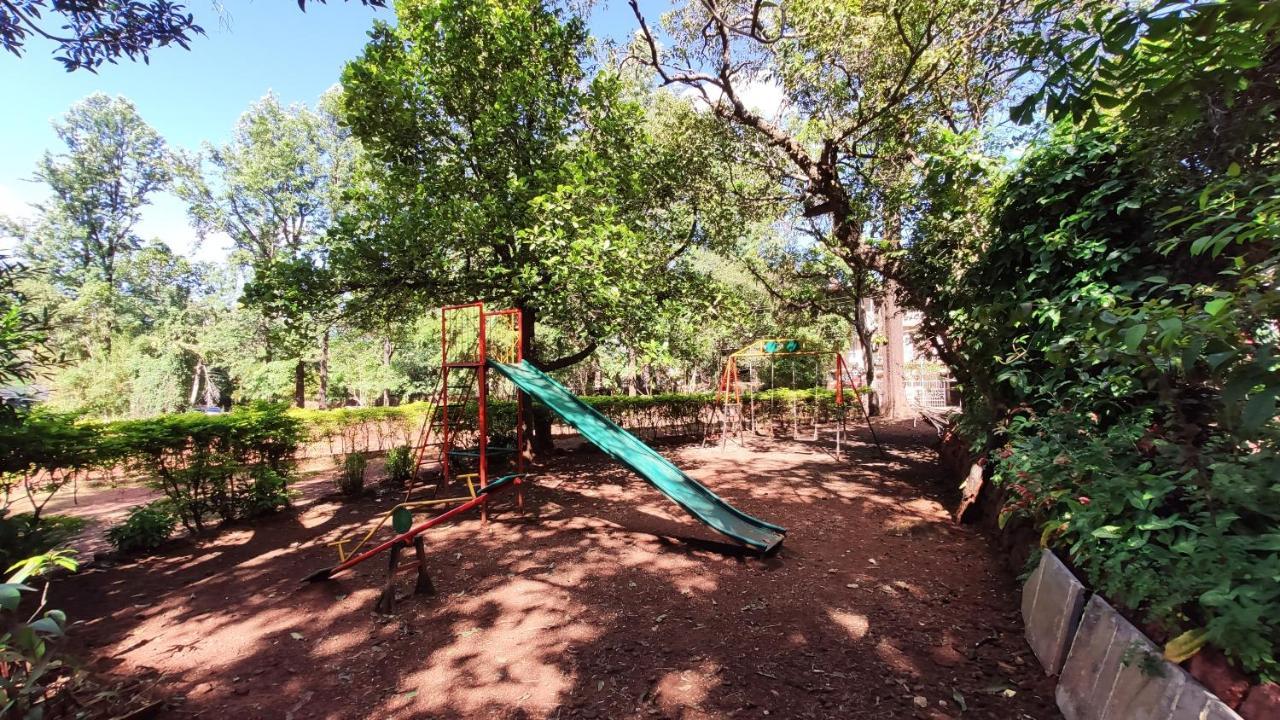 Citadel Resort Panchgani Buitenkant foto